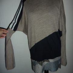 Italy jumper size M great as all saints style