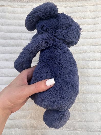 Jellycat Bashful Navy Bunny approx. 31cm - DIRTY some kind of paint in the like on the tag Used PLease see photos