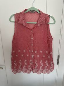 [clothes for adults] Lovely summer red top, size Large
