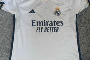 Real Madrid Bellingham Jersey Medium