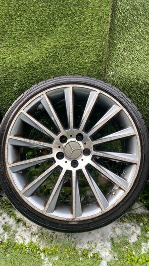 19 inch Mercedes alloys