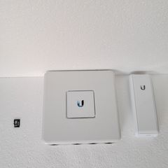 ubiquity USG G1 with cloud key