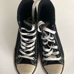 Converse style primary