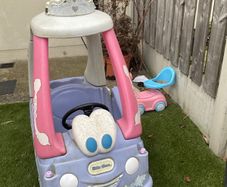 Little tikes car