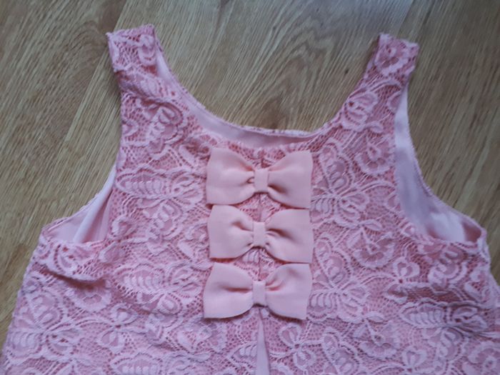 Occasional Top. Age 9-10
