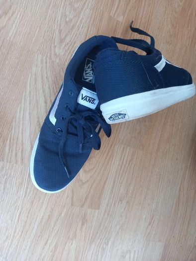 vans