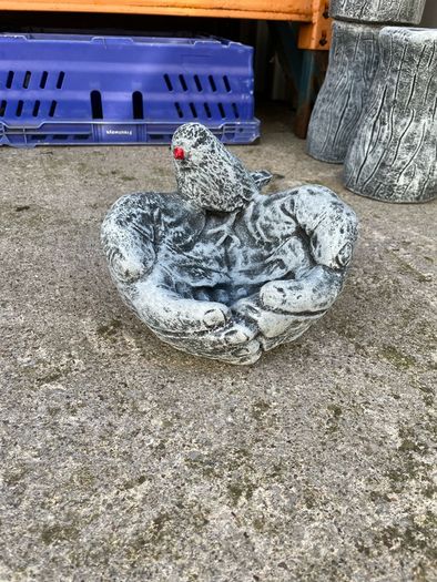garden ornaments