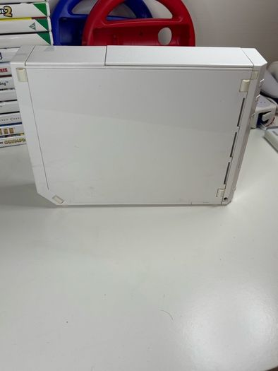 Nintendo Wii Console Bundle with 14 Games