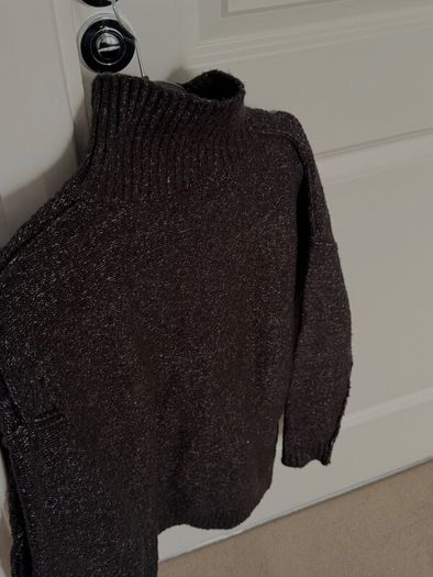 Black Shimmer Ribbed Turtleneck Sweater