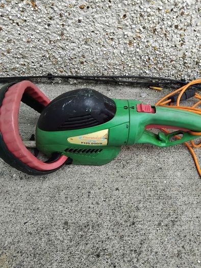 hedge trimmers
