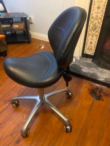 saddle stool chair