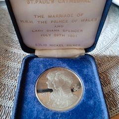 Prince Charles and Princess Diana coin