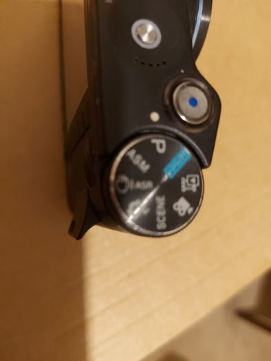 Samsung NV11 10.1MP Compact Digital Camera Black Landiao 5X Zoom Schneider Lens, no Battery, excellent cosmetic condition