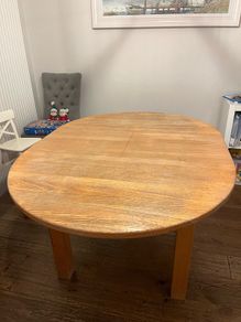 Extendable Oak Dining Table