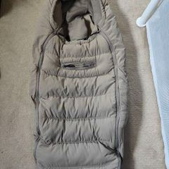 Nuna winter footmuff and gloves