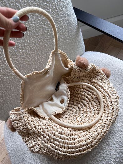 Straw bag
