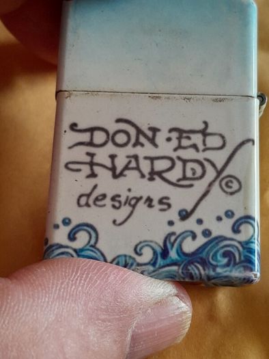 ed hardy lighter