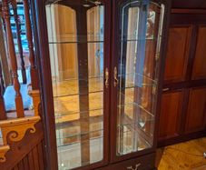 Glass display cabinet