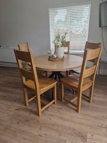 Dining Table & chairs