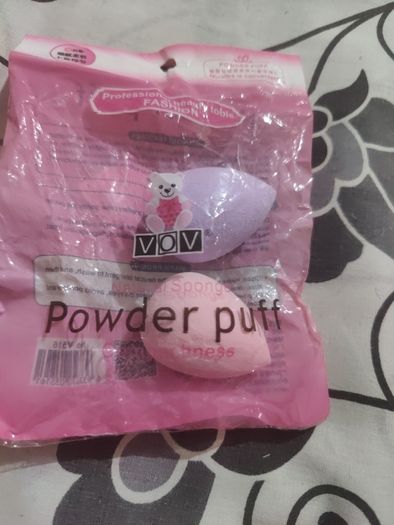 make-up puff