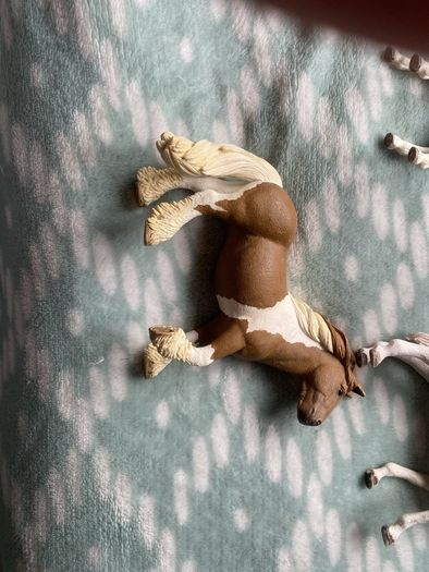 horse toys