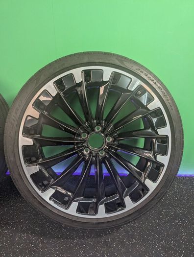 Genuine Mercedes EQE SUV 500 22" AMG Wheels &Tyres