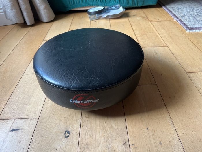 Seat only for drum thrown