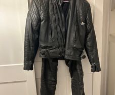 Akito leather motorbike jacket and trousers