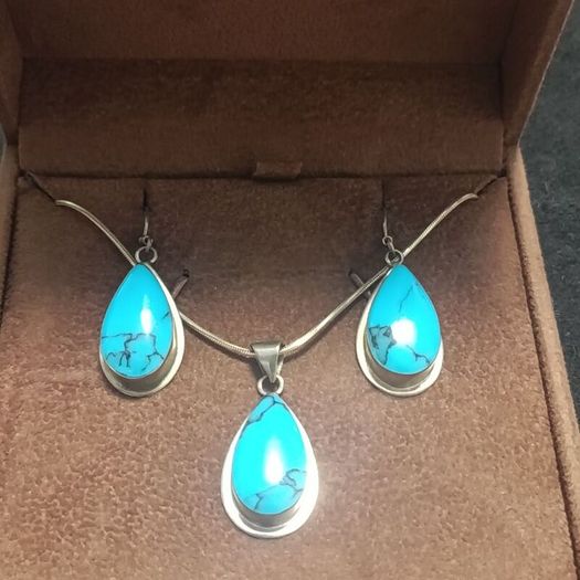 Vintage Sterling Silver Turquoise Teardrop Pendant Necklace & Earring Set Boxed