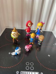 Disney figures