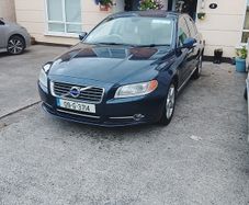 2009 Volvo 80 Series