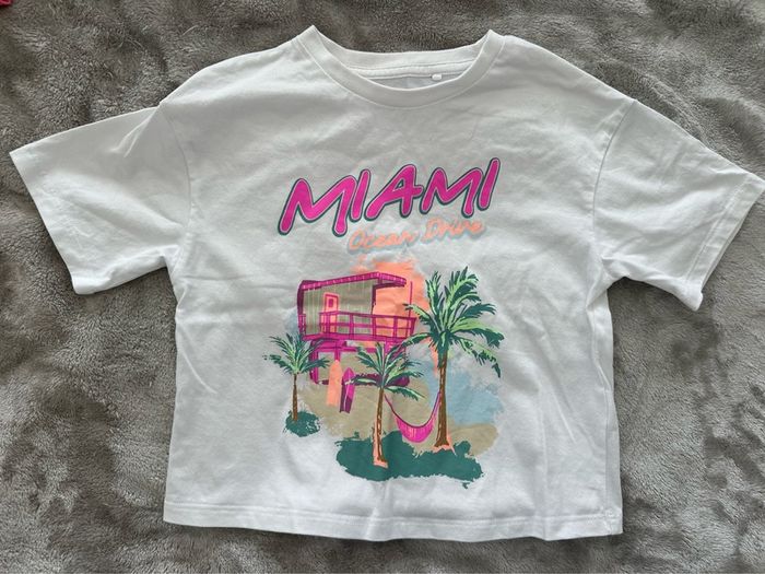 Cute summer T-shirt, 122cm, 6-7 years