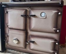 Rayburn Supreme solid fuel cooker