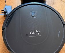 Robotic Vacuum Eufy G10