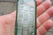 Vintage Lipton London Ceylon &amp; Sydney bottle