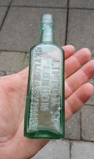 Vintage Lipton London Ceylon & Sydney bottle