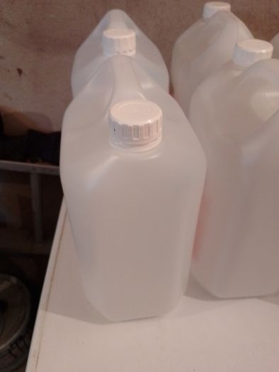 5 litre containers/drums