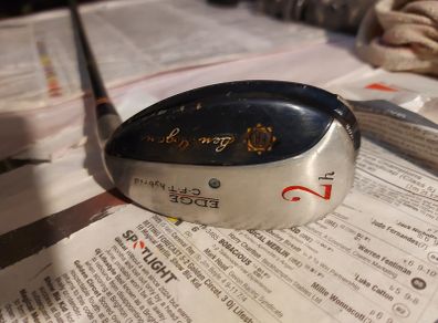 BEN HOGAN Edge 2 Iron Golf Club in very good condition