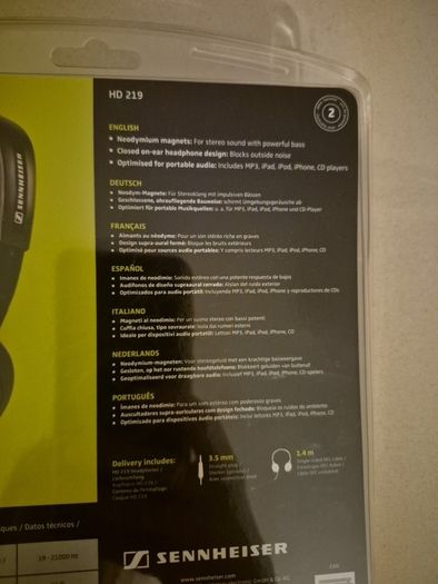 Sennheiser HD 219 headphones