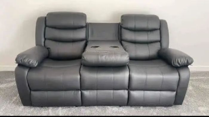 New Recliner sofa