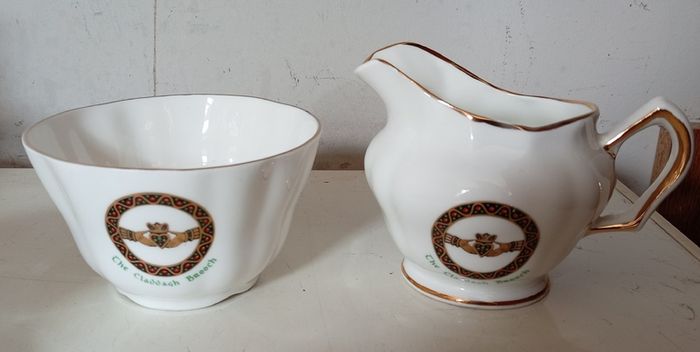 Royal Tara Claddagh Brooch Teaset