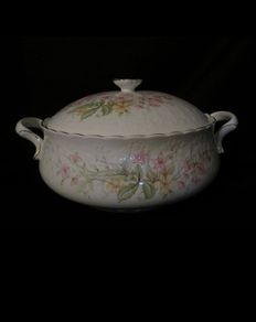 Royal Albert For All Seasons Parkland Covered Vegetable Bowl