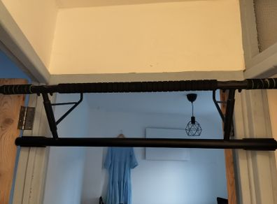 Pull Up Bar