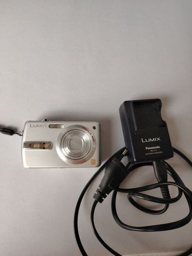 Lumix FX50 digital camera