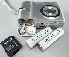 Nikon Coolpix L11 a compact point-and-shoot digital camera