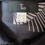 Tia Long Sleeved Zip-Up Blouse/  Top With Collar.   S.14. Image 4
