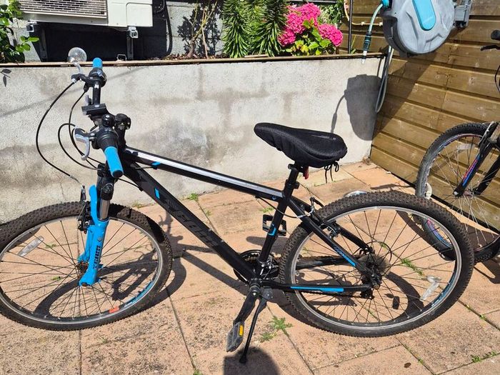 Boys & Girls Mountain Bikes