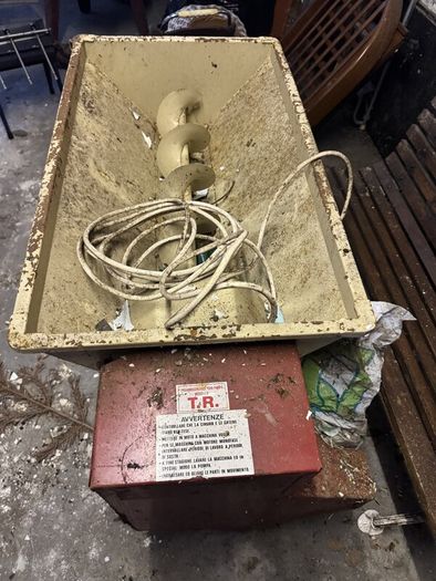 Italian Electric Grape Crusher Destemmer with Must Pump, Wine Making