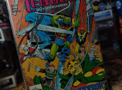 Justice League International ! Issue #14 ! Copper Age Comic from 1988 ! by DC Comics !