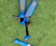 kids globber scooter with seat